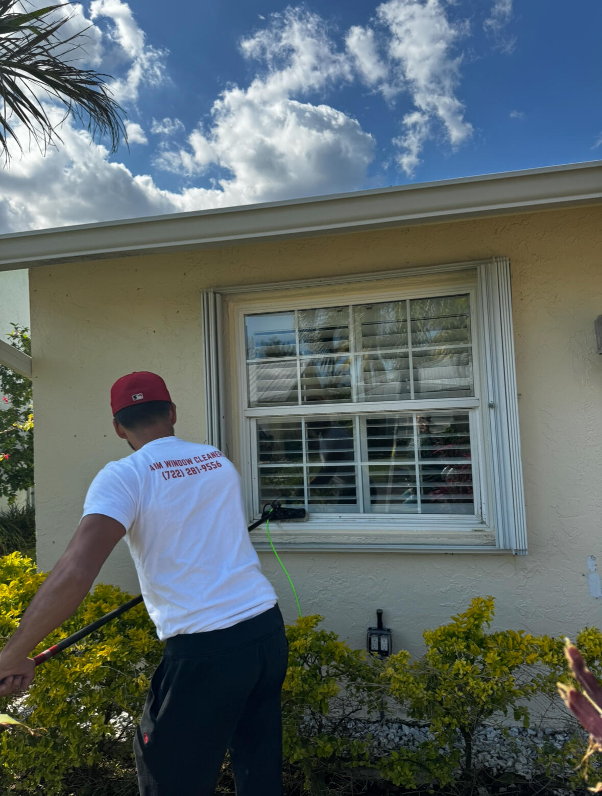 Interior & Exterior Window Cleaning